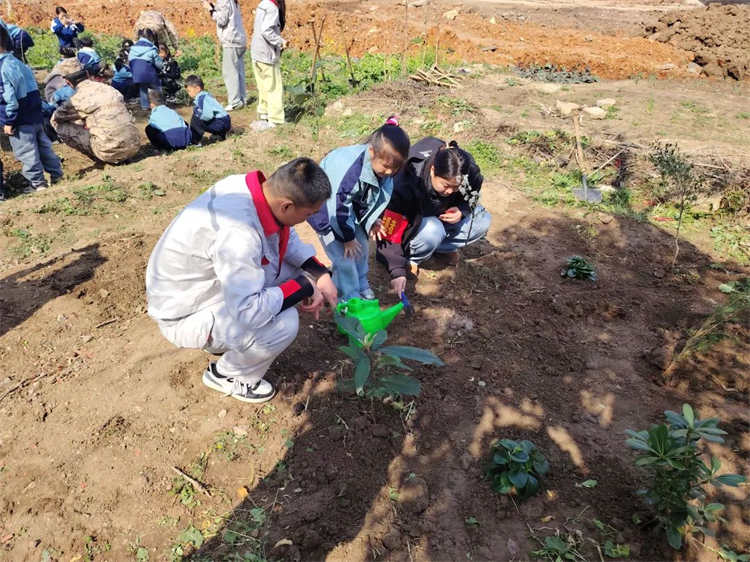 第10頁_新聞中心_蕪湖造船廠有限公司